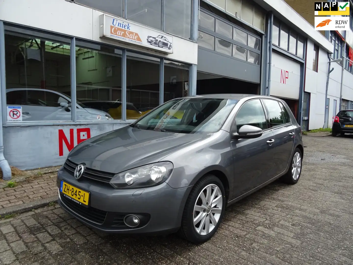 Volkswagen Golf 1.4 TSI Highline Gris - 1