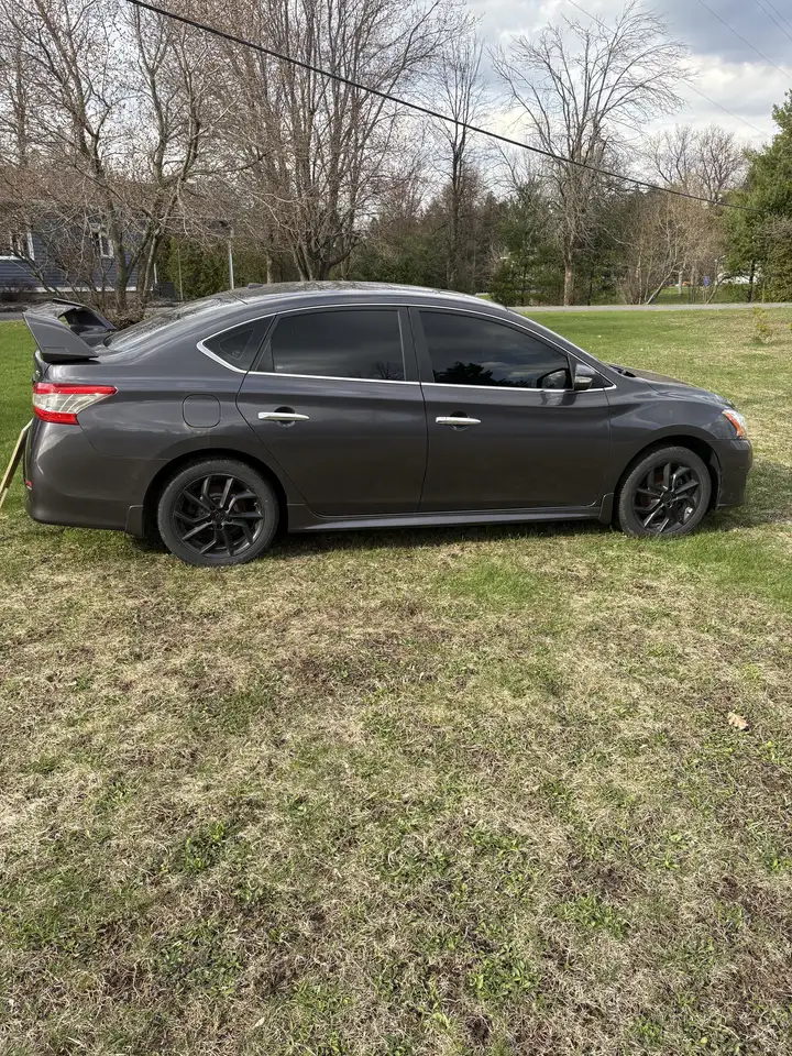 Nissan Sentra снимка Nissan Sentra