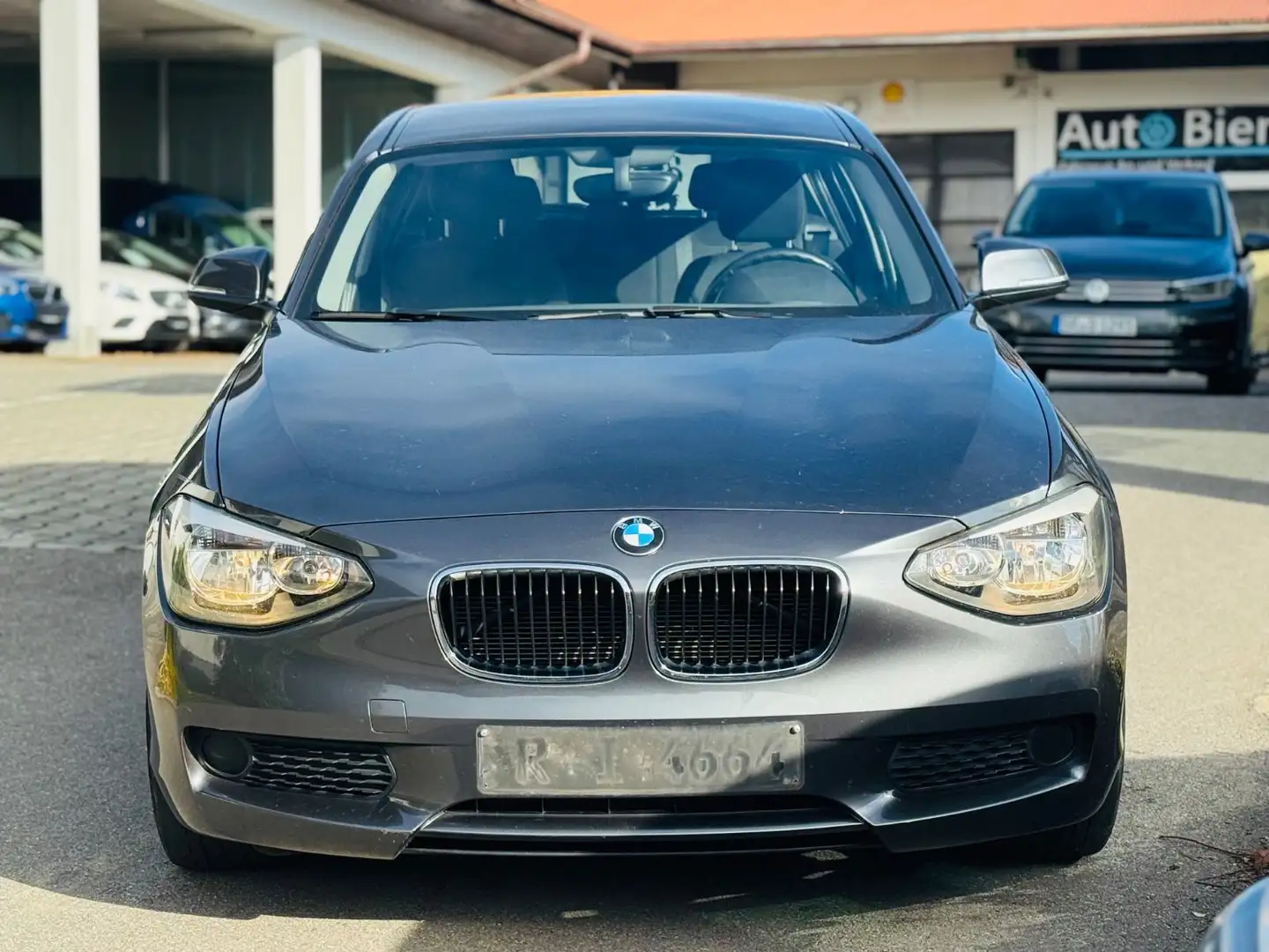 BMW 116 1 Limousine 5-trg. 116 i 1.Hand Grau - 2