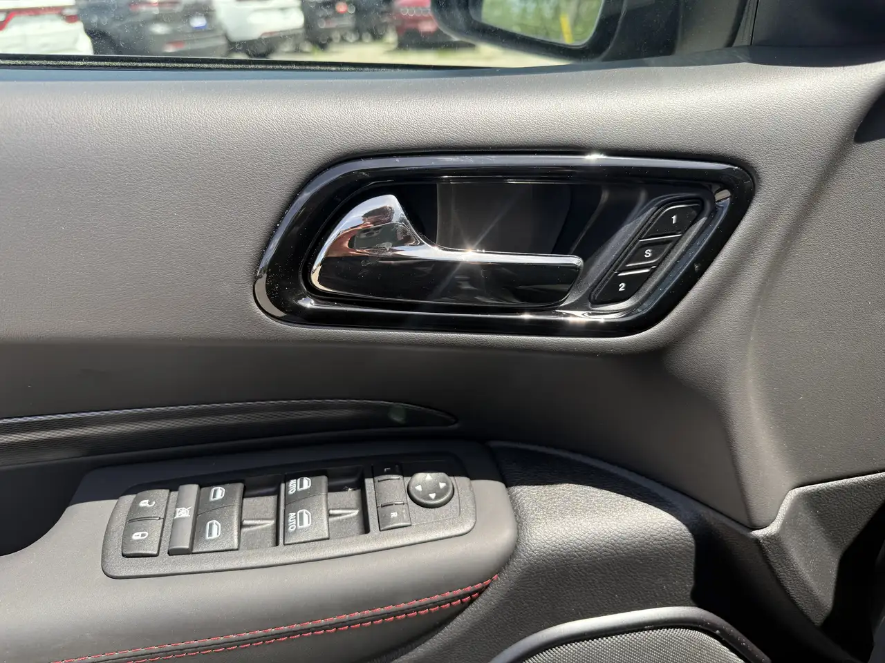 Dodge Durango снимка Dodge Durango
