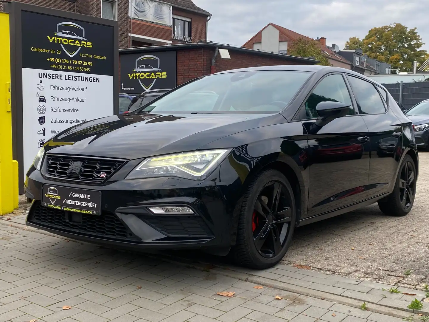 SEAT Leon FR | ab 4,99% | Garantie | 1.Hand | LED | Navi | Nero - 1