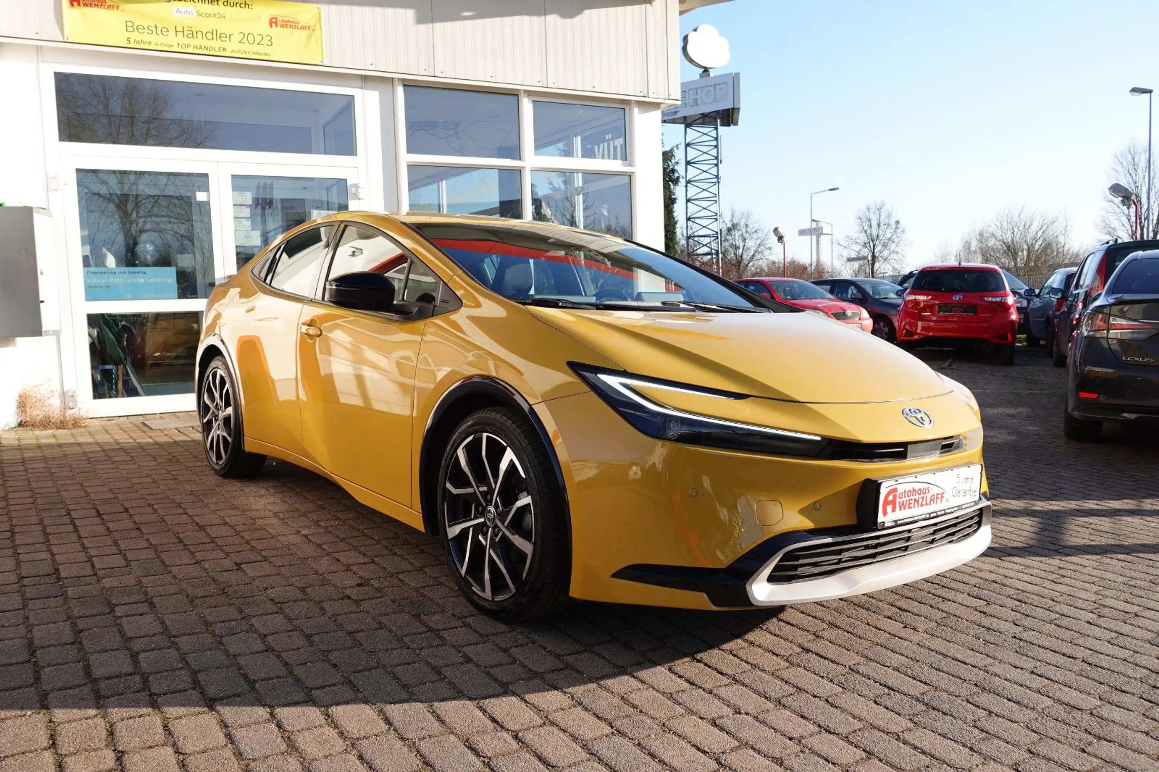Toyota Prius 2.0l Plug-in Hybrid Executive 5J Garantie — photo 2