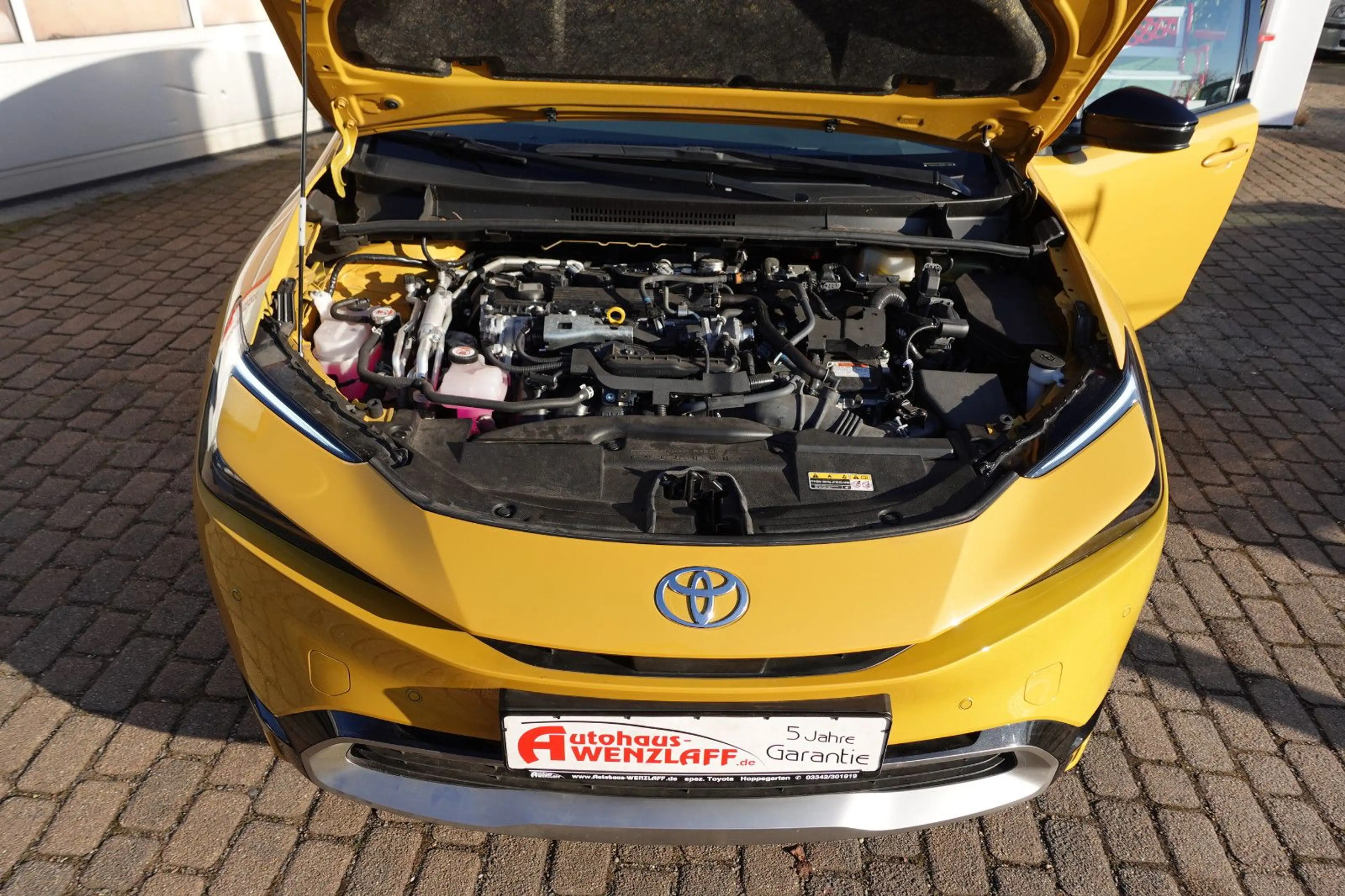 Toyota Prius 2.0l Plug-in Hybrid Executive 5J Garantie — photo 14