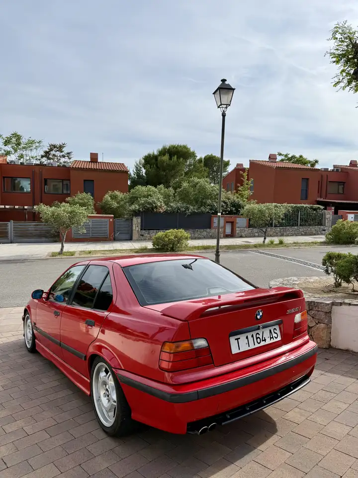BMW 328i, foto 3