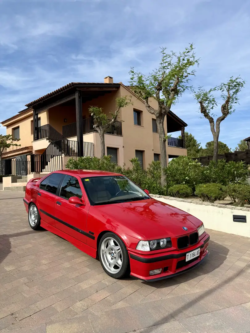 BMW 328 328i - 1