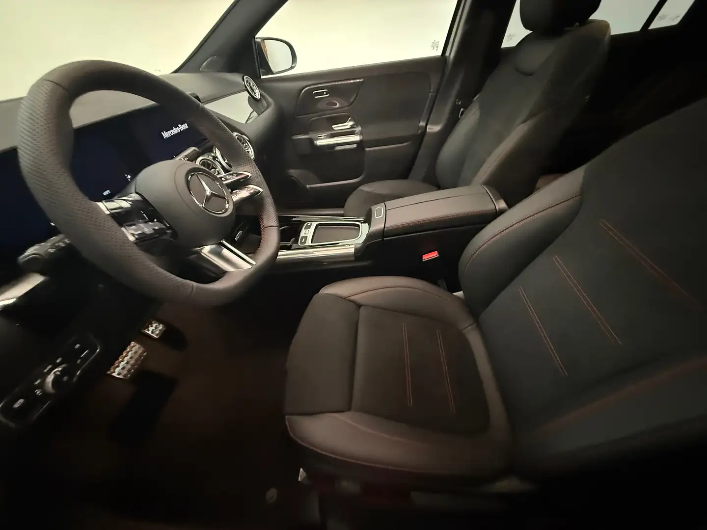 Mercedes-Benz GLA 200 GLA200d AMG Line Premium auto+IVA KM0 Grigio - 2