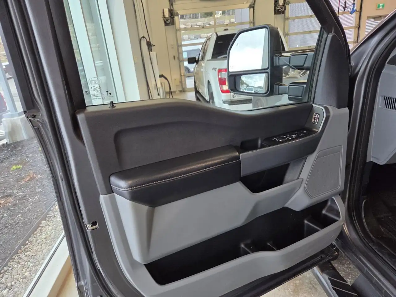 Ford F 350 снимка Ford F 350