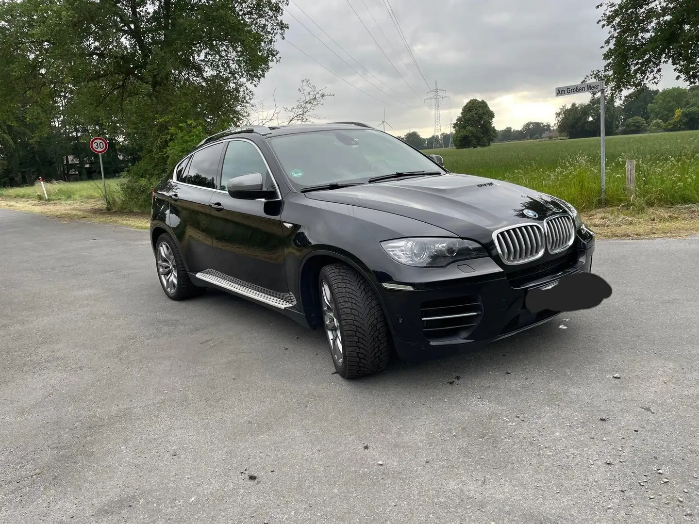 BMW X6 M X6 xDriveM50d Schwarz - 1