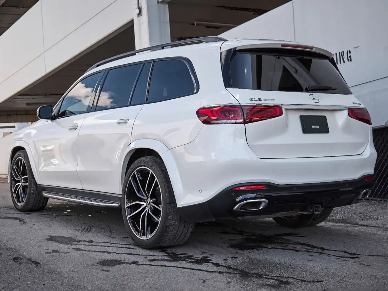 Mercedes-Benz GLS снимка Mercedes-Benz GLS
