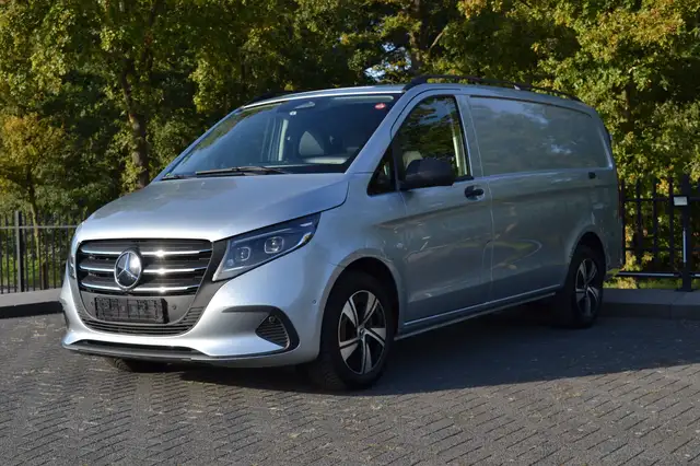 Mercedes-Benz Vito 116 CDI L2 Lang | Leer | MBUX | LED | Stoelverw. |