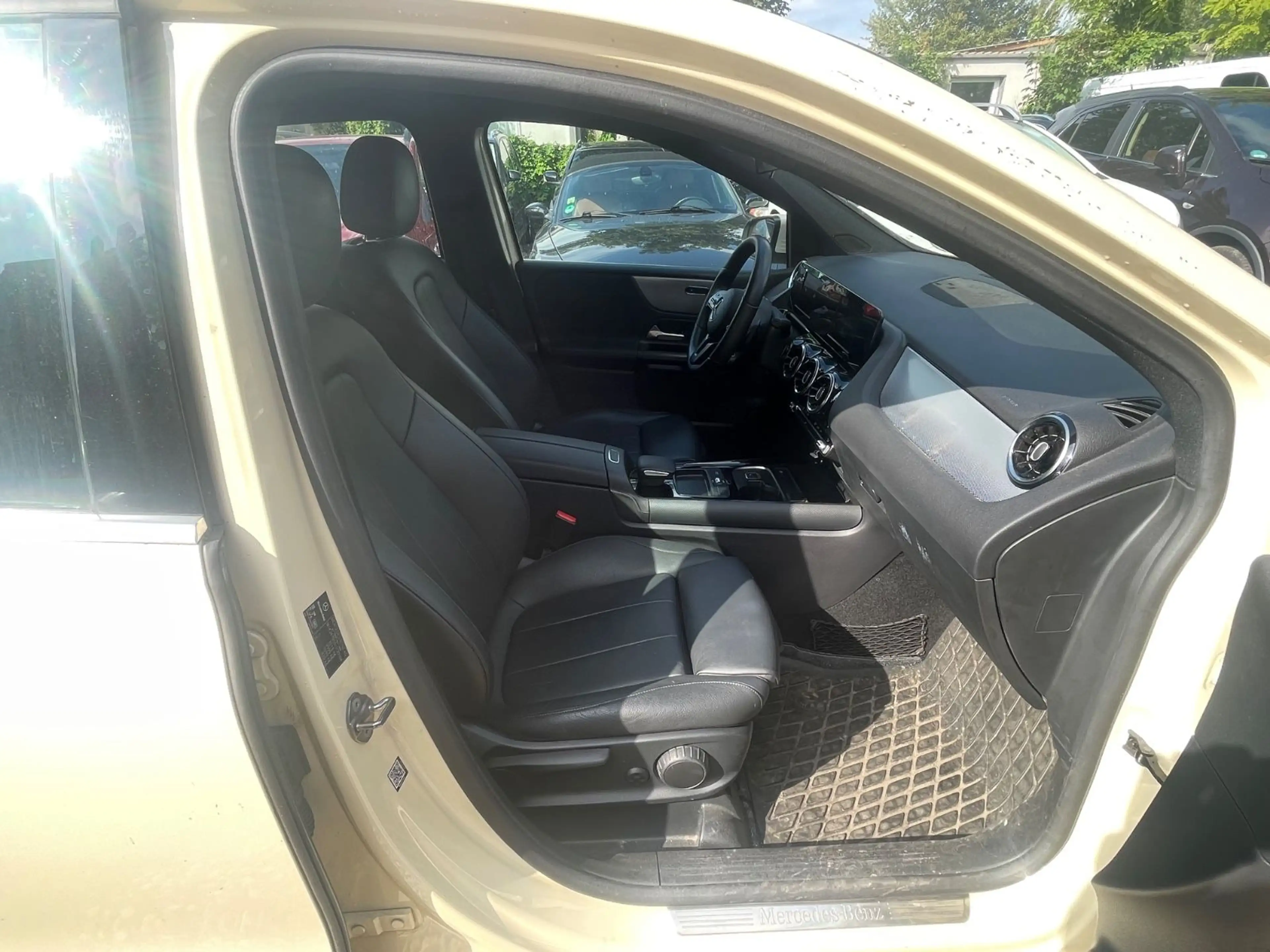 Mercedes-Benz B 180 d*Automatik*EURO6*Klima*SZHZG*Carplay* — photo 12