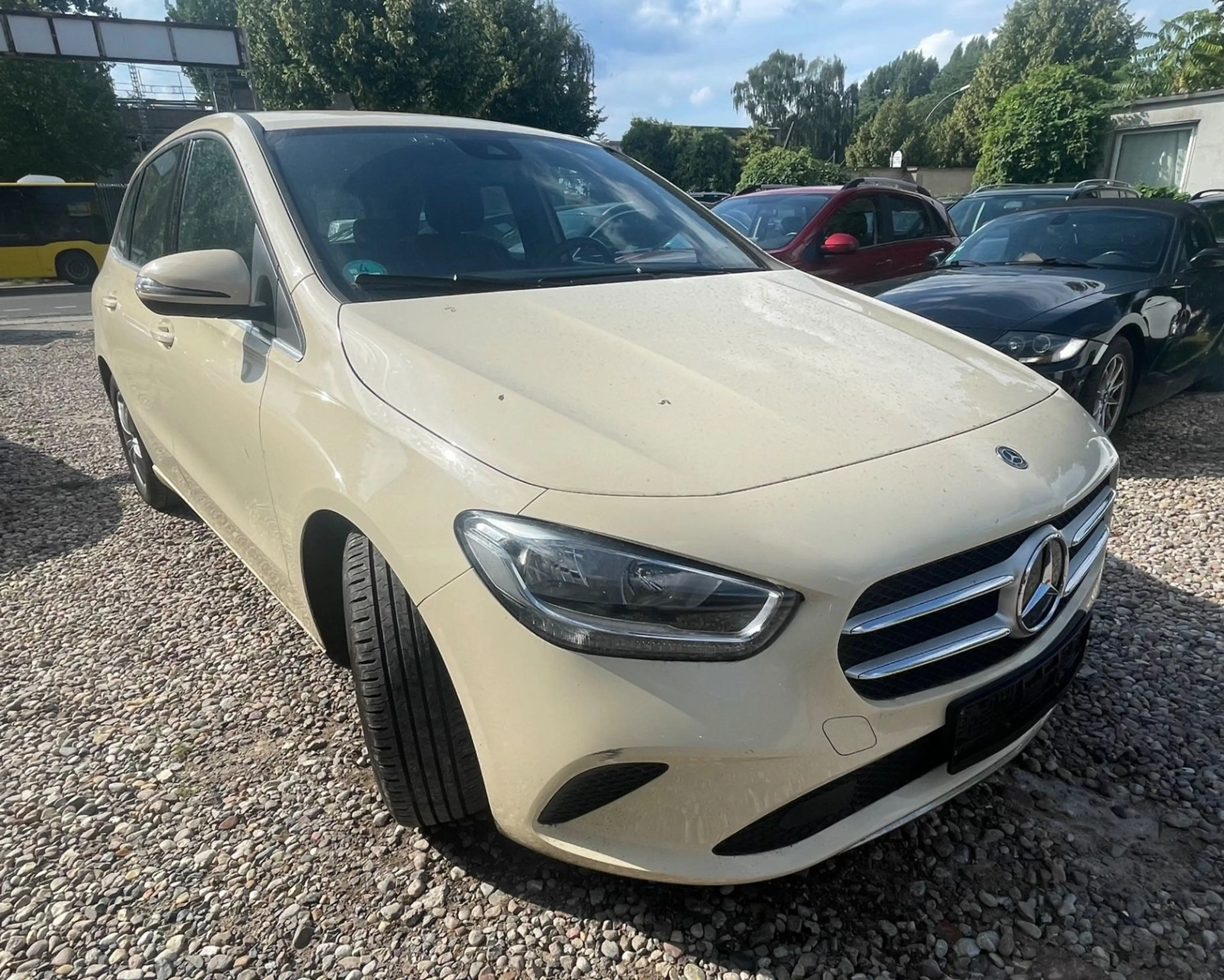 Mercedes-Benz B 180 d*Automatik*EURO6*Klima*SZHZG*Carplay* — photo 6