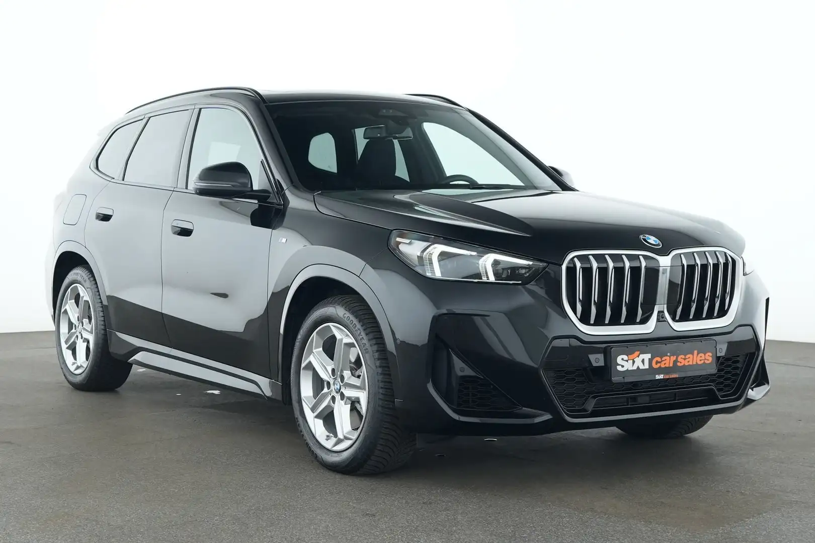 BMW X1 xDrive23i M Sport ACC|HUD|harman|PAN|el.S|AHK Noir - 1