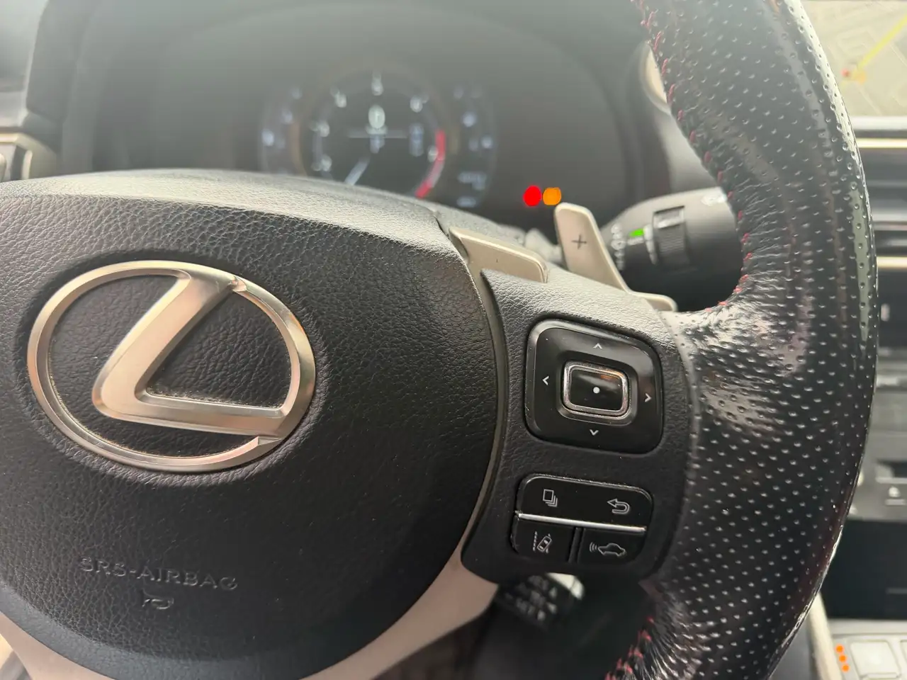 Lexus IS photo Lexus IS