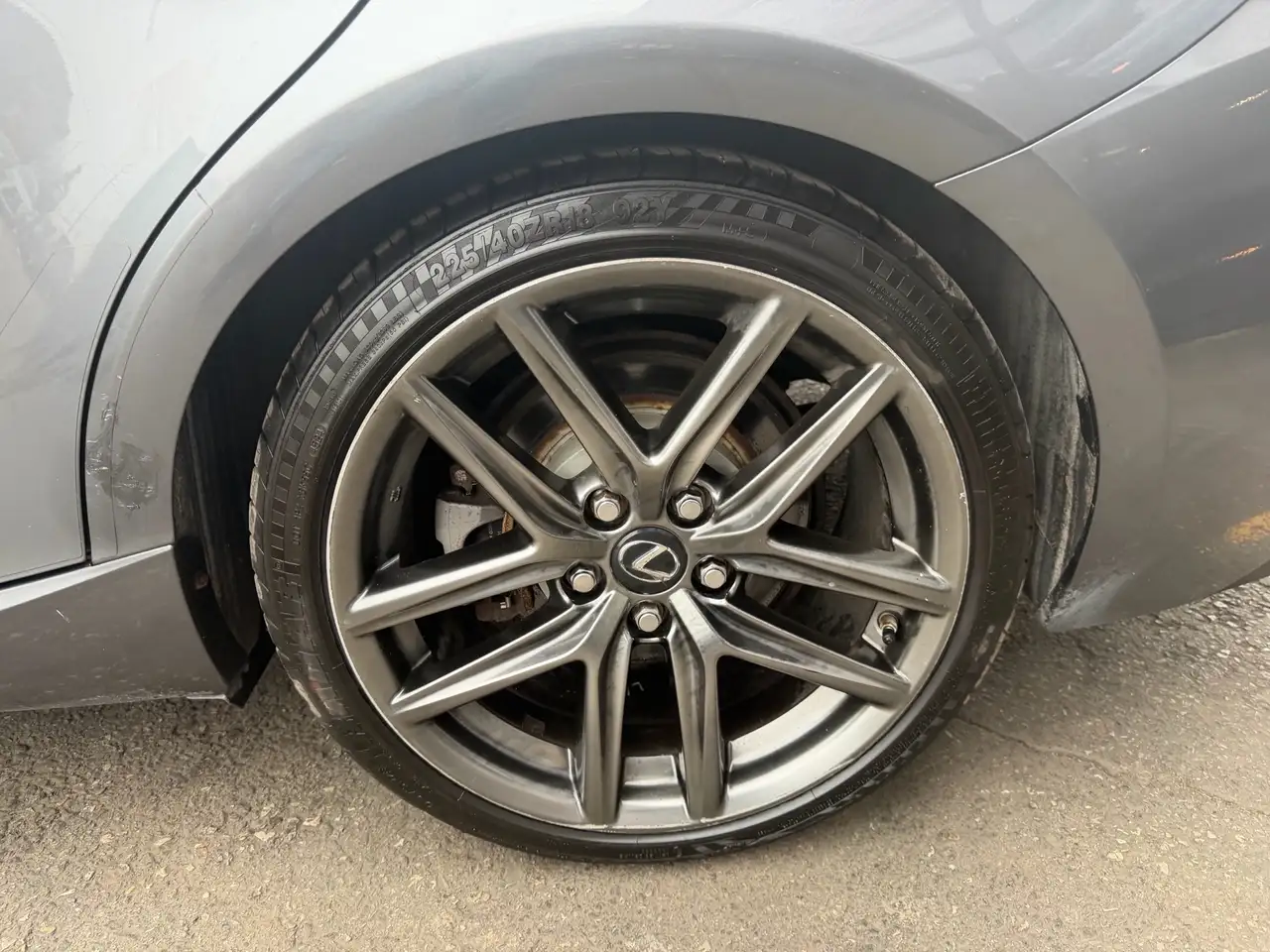 Lexus IS photo Lexus IS