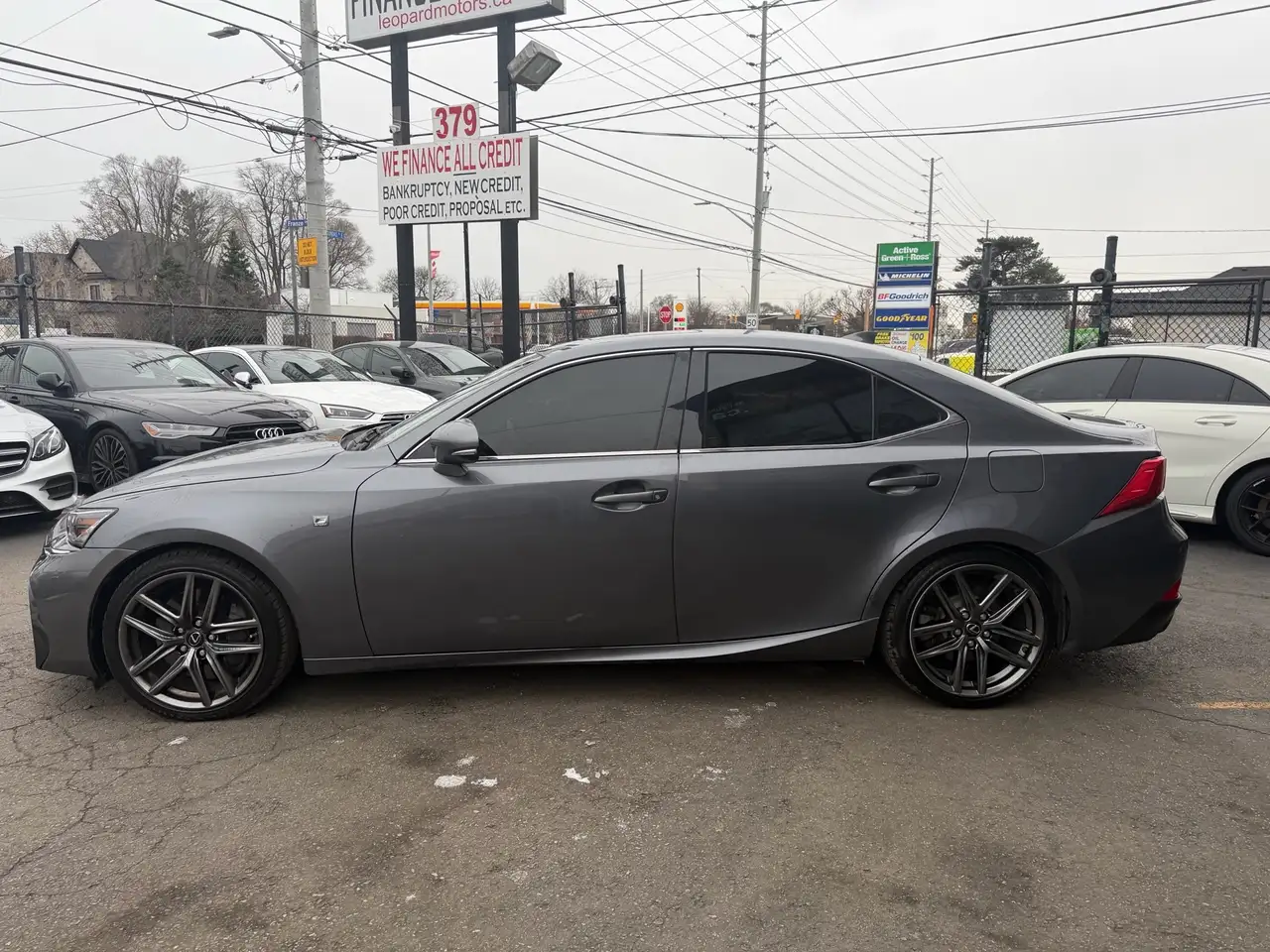 Lexus IS photo Lexus IS