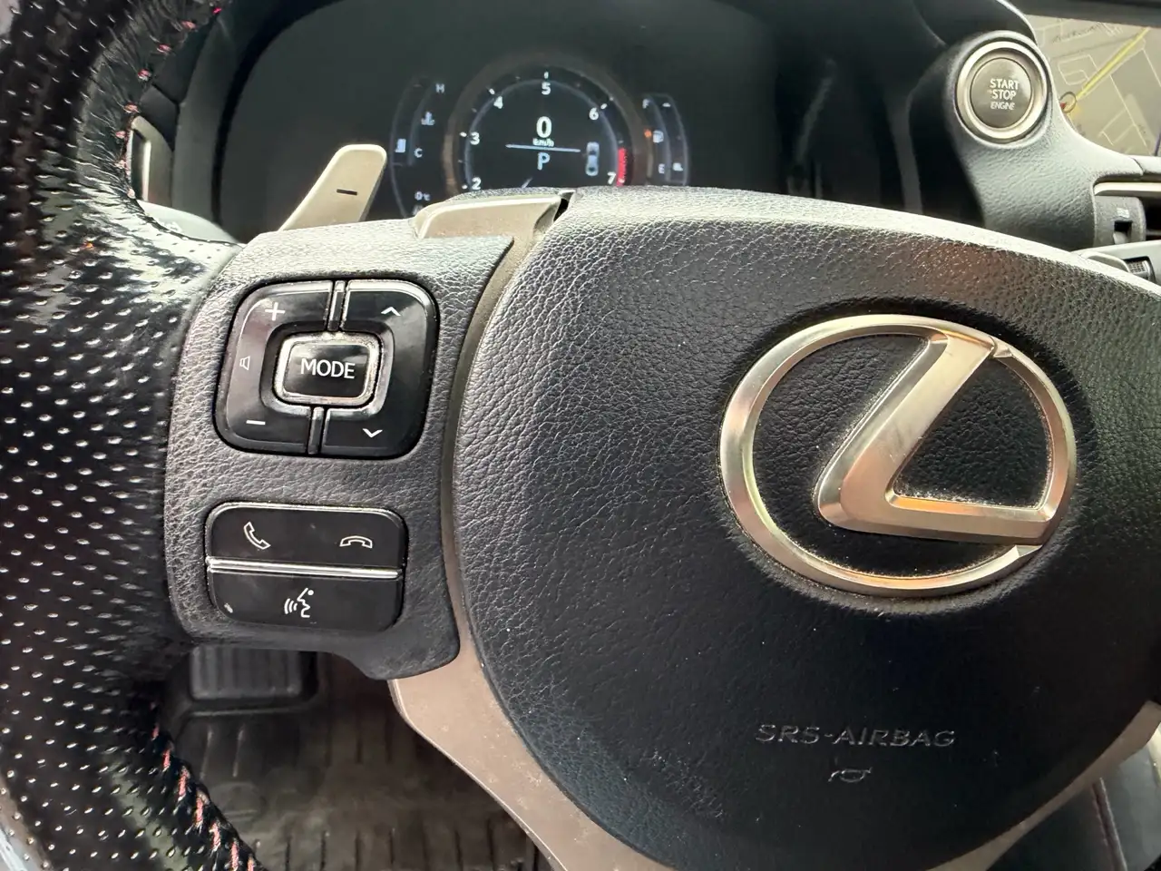 Lexus IS photo Lexus IS