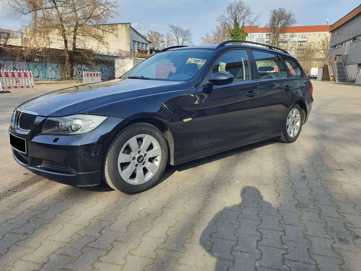 BMW 320 320d Xenon AHK Klima PDC TÜV Tempomat Isofix Schwarz - 1