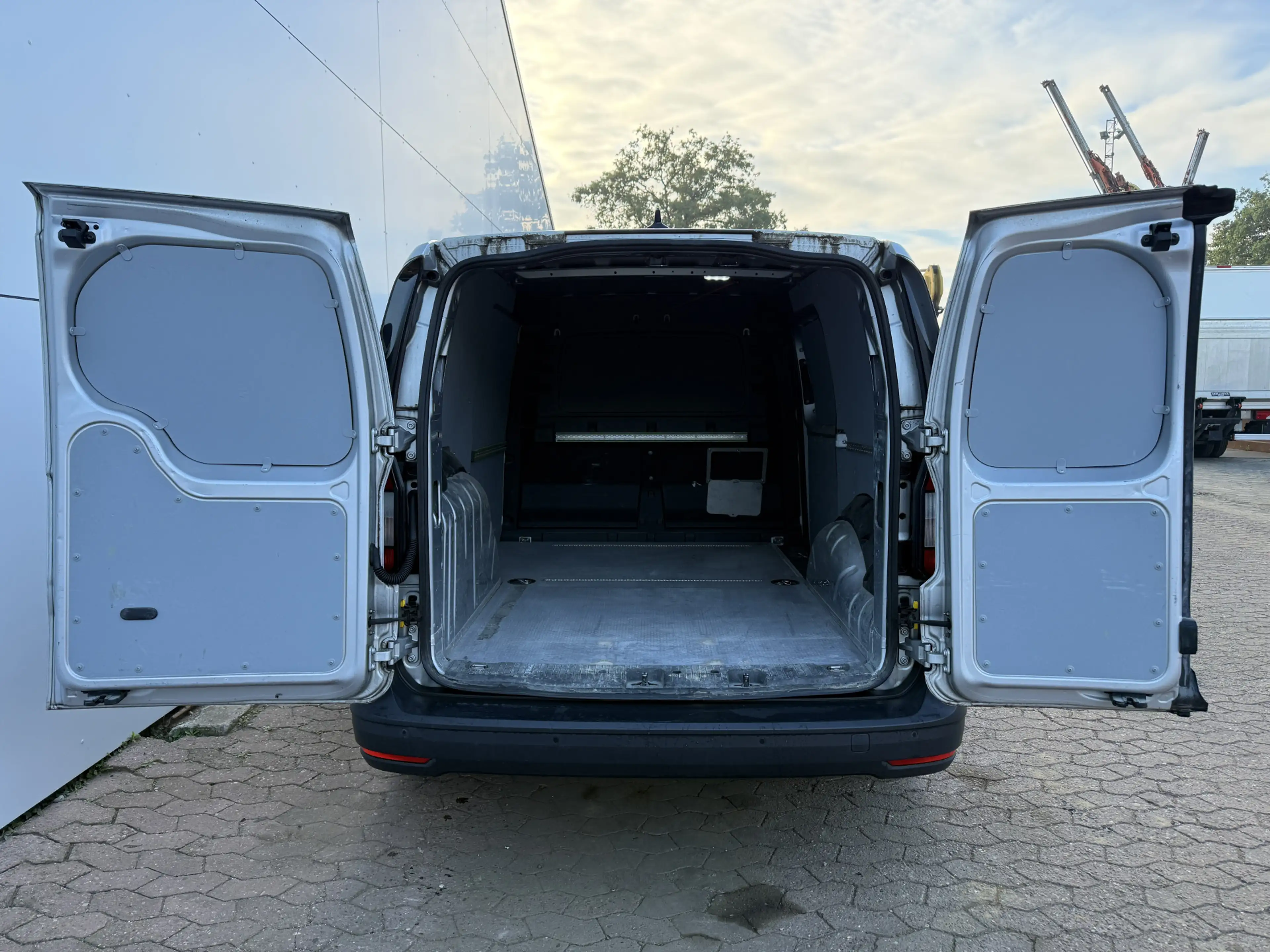 Volkswagen Caddy Cargo Maxi 2.0 TDI 102PK L2 Airco Cruise Control P — photo 11