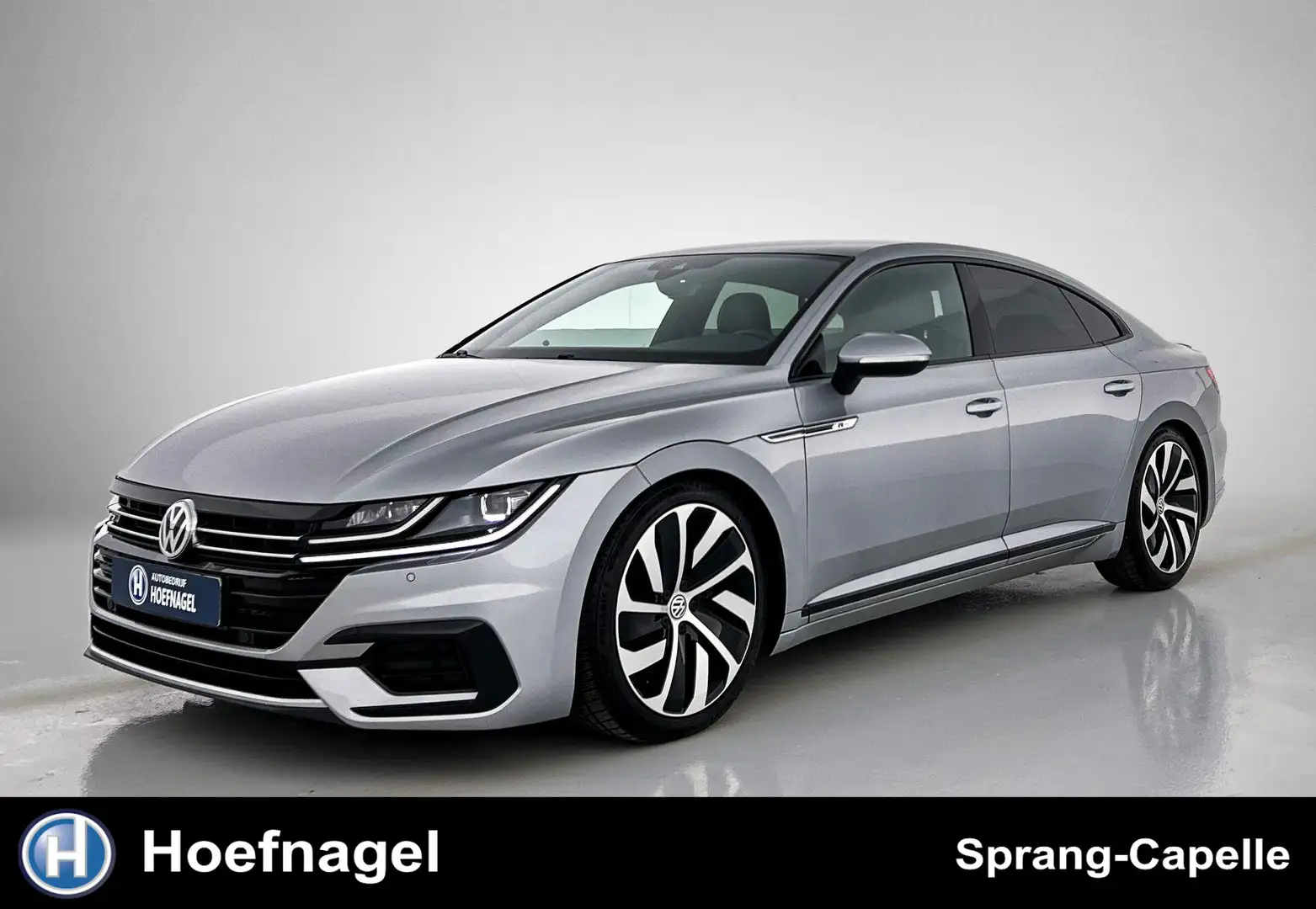 Volkswagen Arteon 2.0 TSI R Line | ACC | Virtual Cockpit | Camera | Grijs - 1