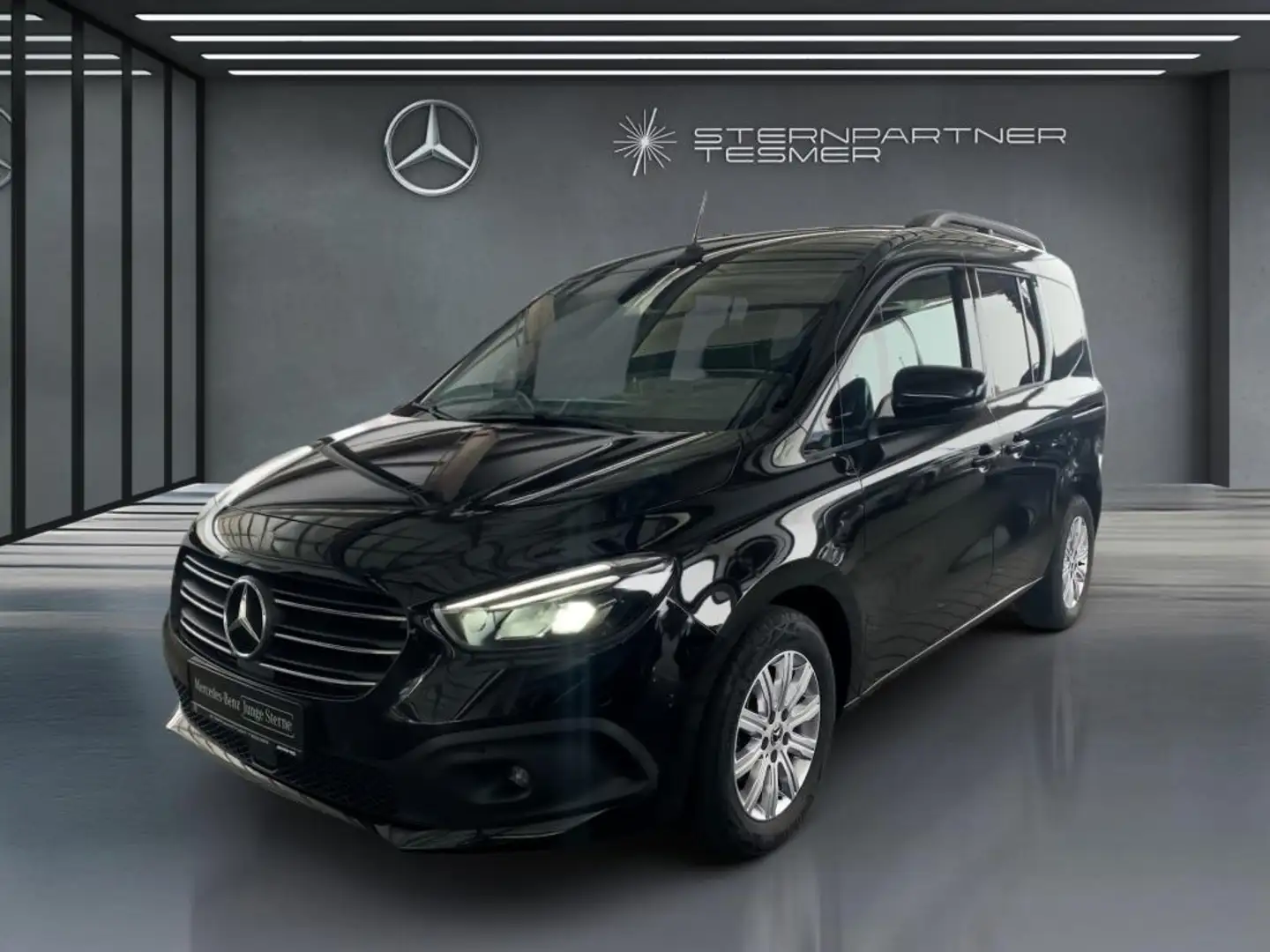 Mercedes-Benz T-Klasse T 180 d PROGRESSIVE - LENKRADHEIZUNG! LED! AHK! Schwarz - 1