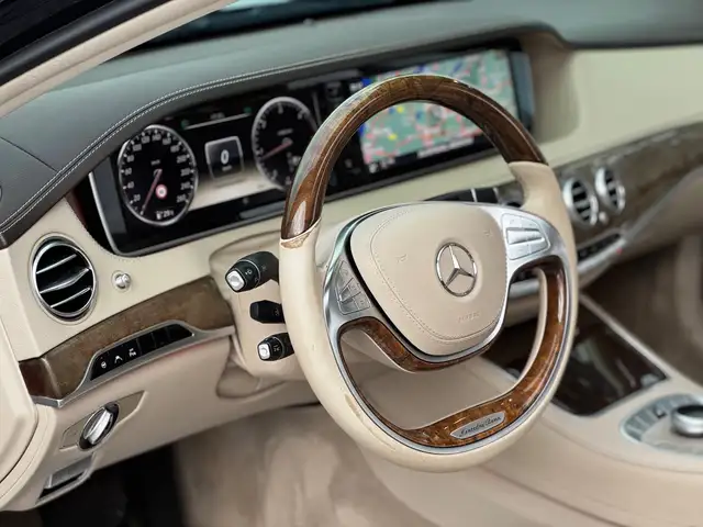 Mercedes-Benz S Class view 28