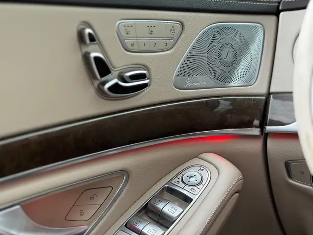 Mercedes-Benz S Class view 19