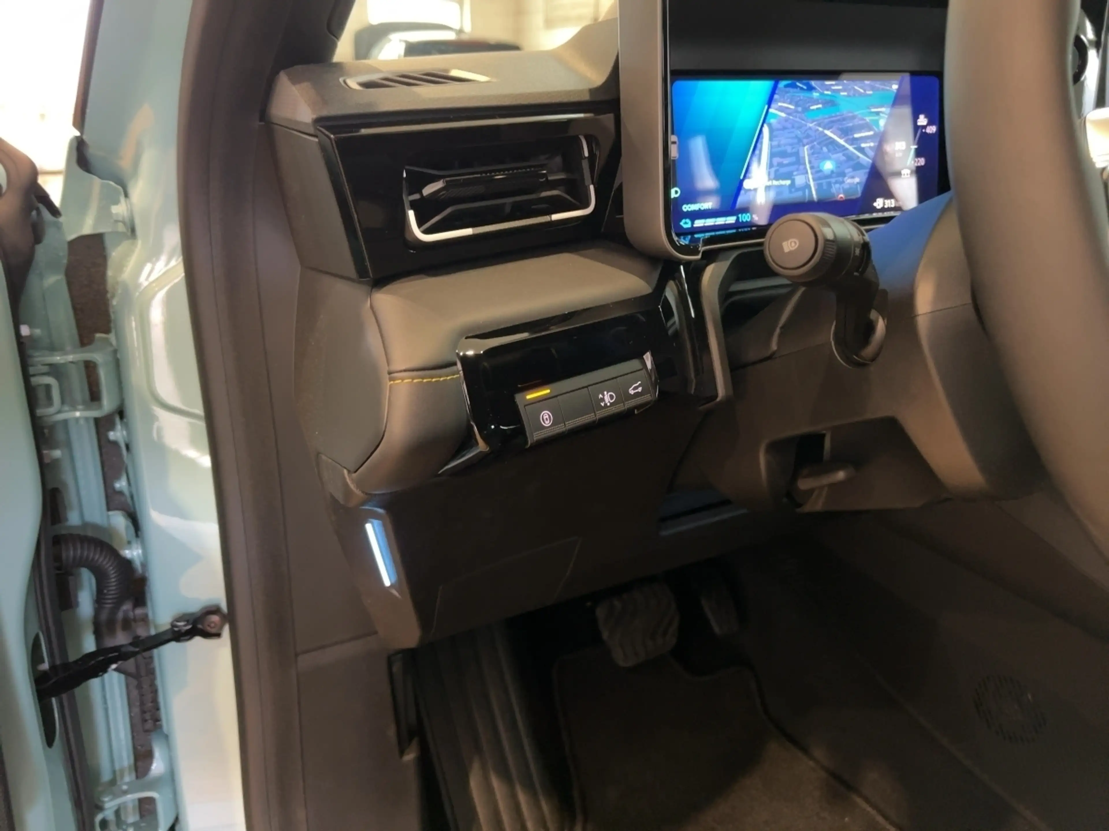 Renault R 4 4 E-Tech elektrisch Iconic 150 Comf Range PDC — photo 13