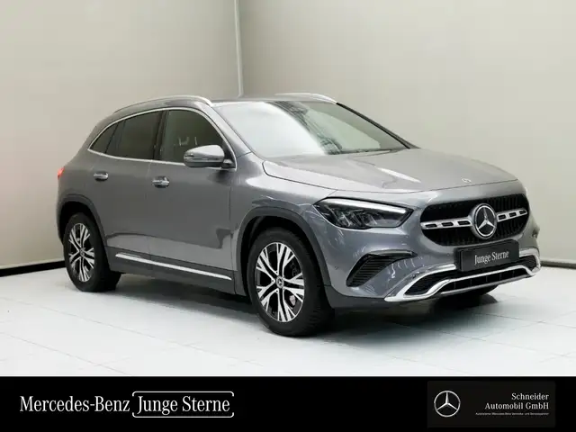 Mercedes-Benz GLA 180 d LM KAM SpurW ParkAss. SpurH Navi KlimaA