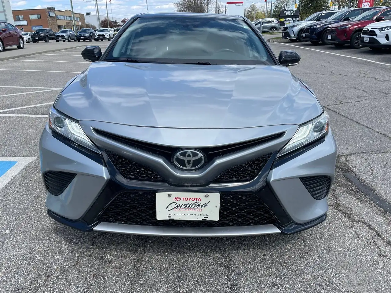 Toyota Camry снимка Toyota Camry