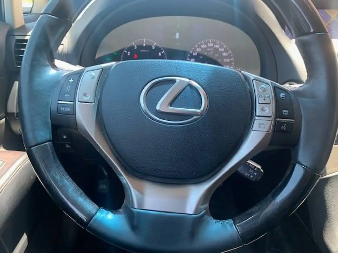 Lexus RX fotografie Lexus RX