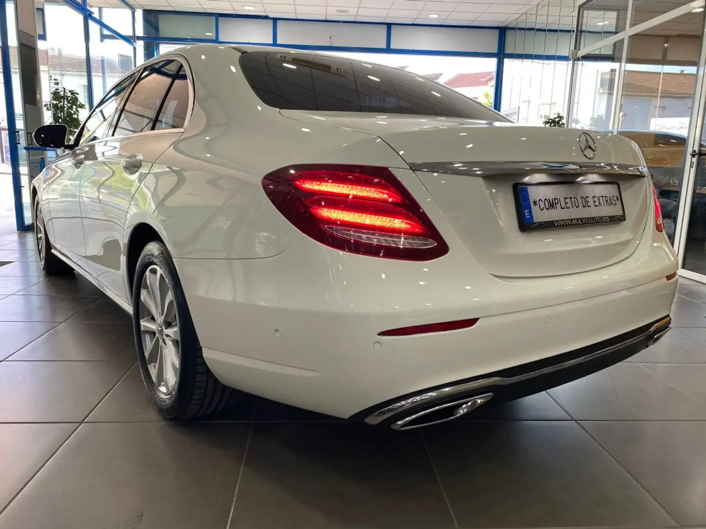 Mercedes-Benz E 220 220d 9G-Tronic 194 Blanco - 2
