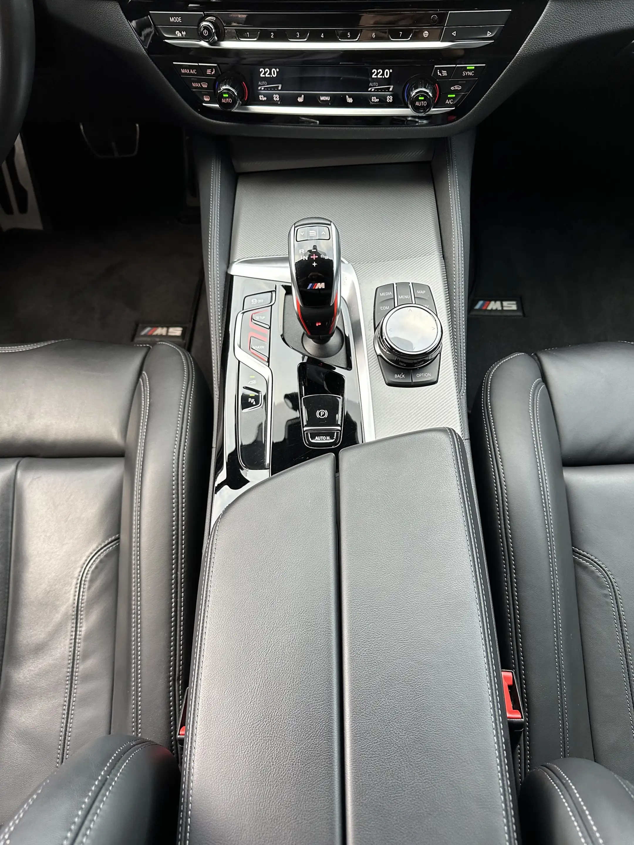 BMW M5 Competition NAV+LED+KERAMIK+KAMERA+20ZOLL+1HD — photo 13
