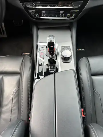 BMW M5 view 13