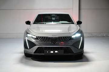 GT Hybrid 145  /CAMERA/ GPS/ALCANTARA