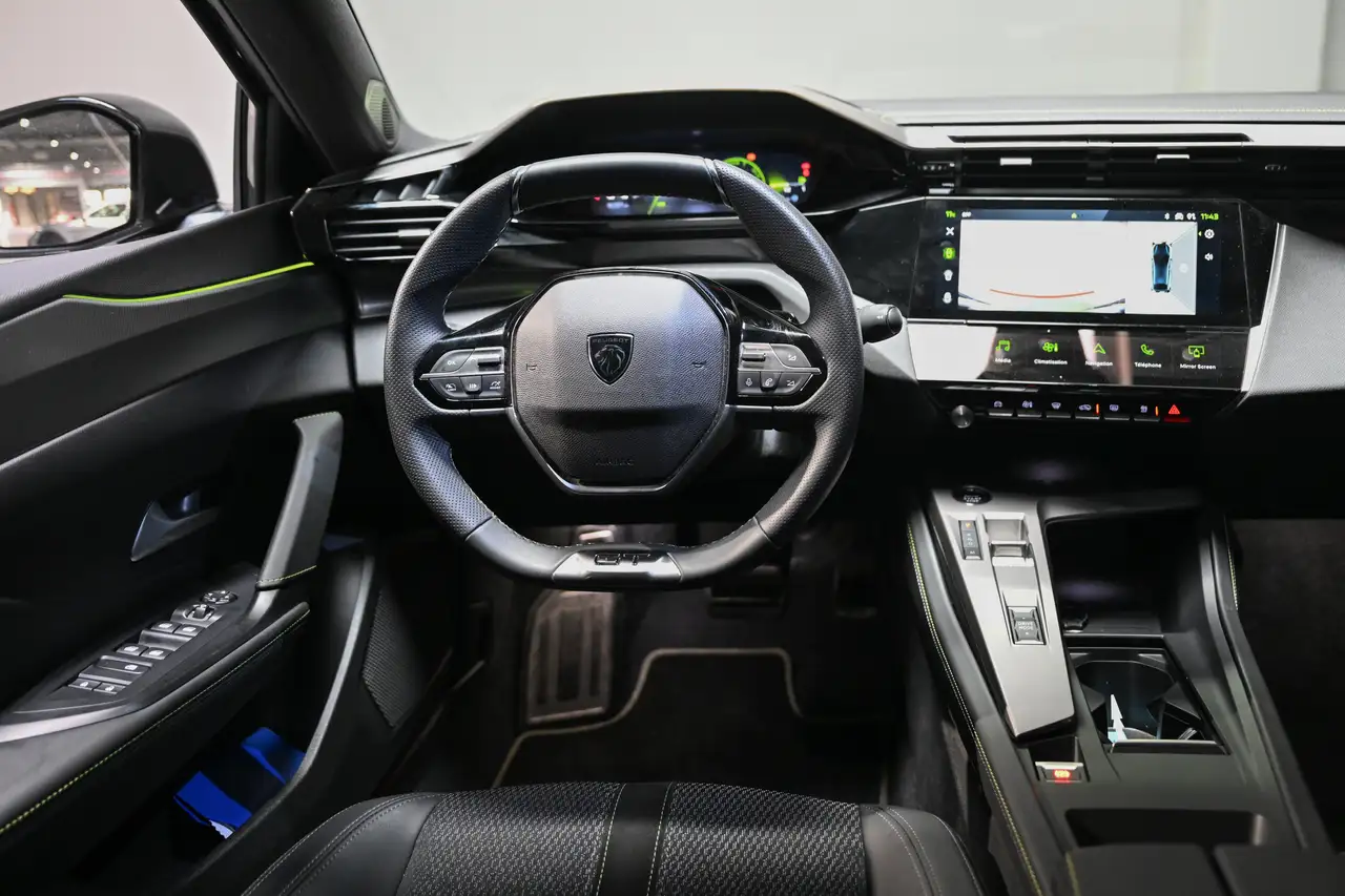 Peugeot 408 GT Hybrid 145 /CAMERA/ GPS/ALCANTARA 7