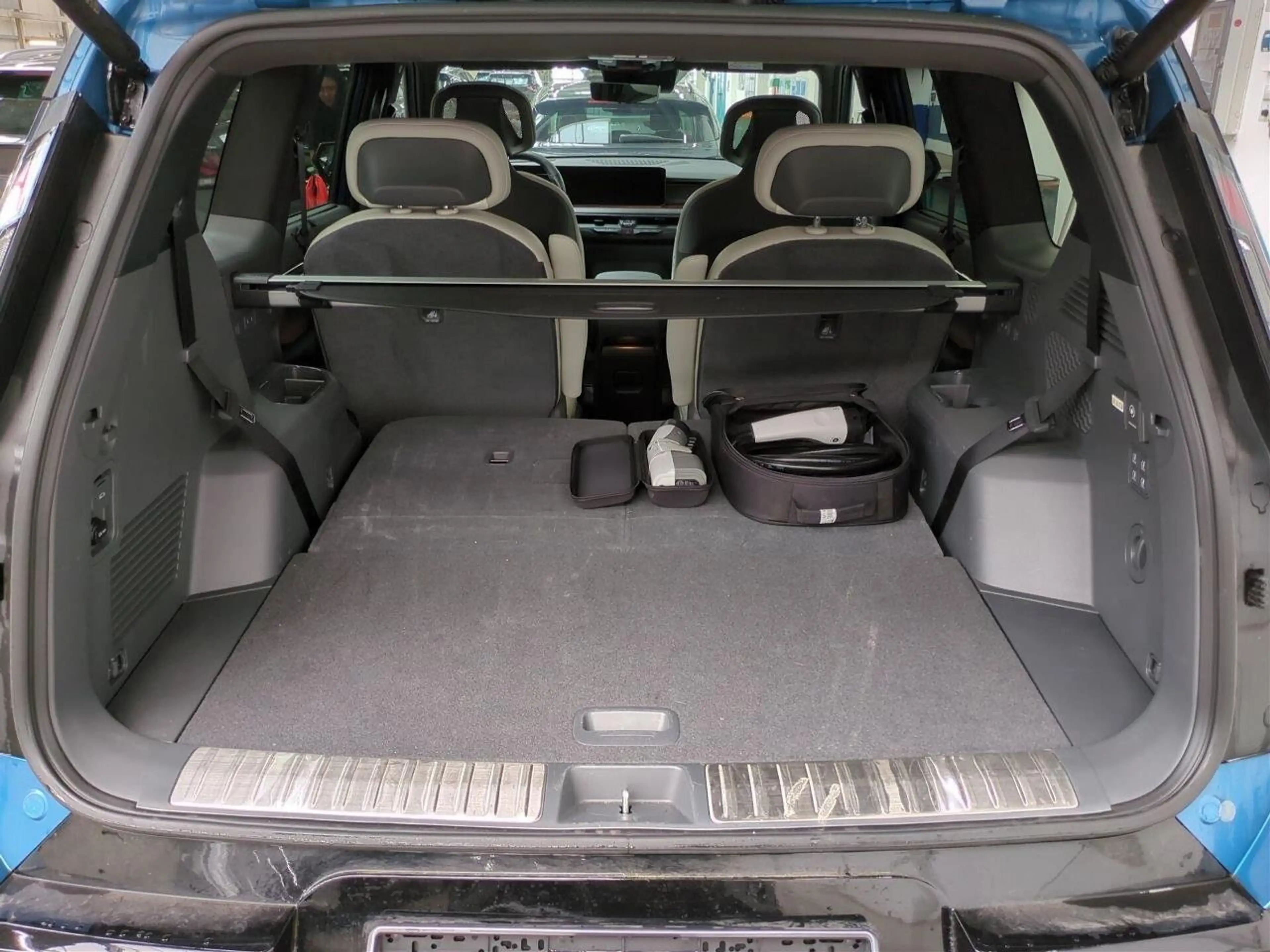 Kia EV9 GT-Line Launch Edition 4WD Panorama Glasdach — photo 9
