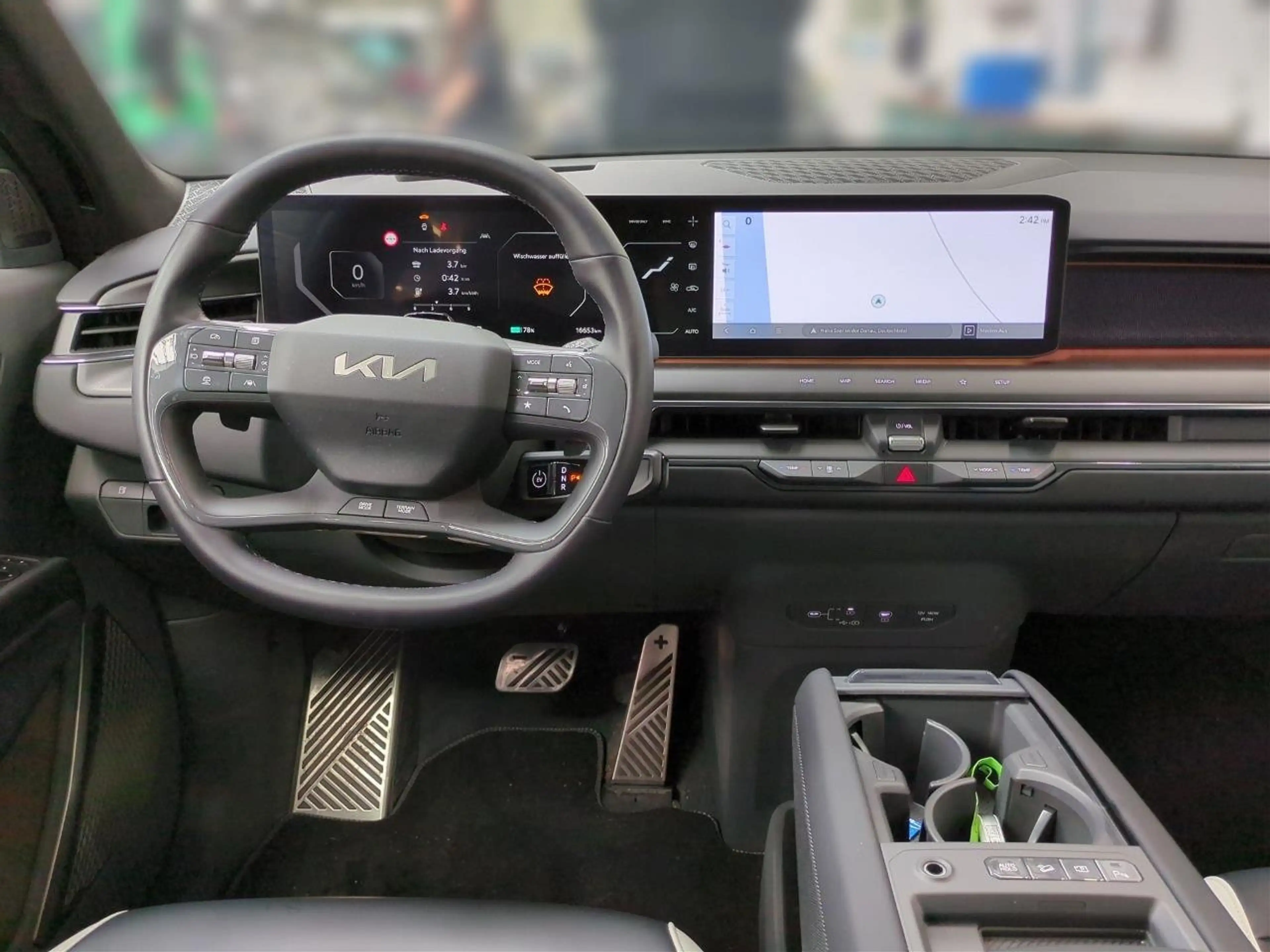 Kia EV9 GT-Line Launch Edition 4WD Panorama Glasdach — photo 11