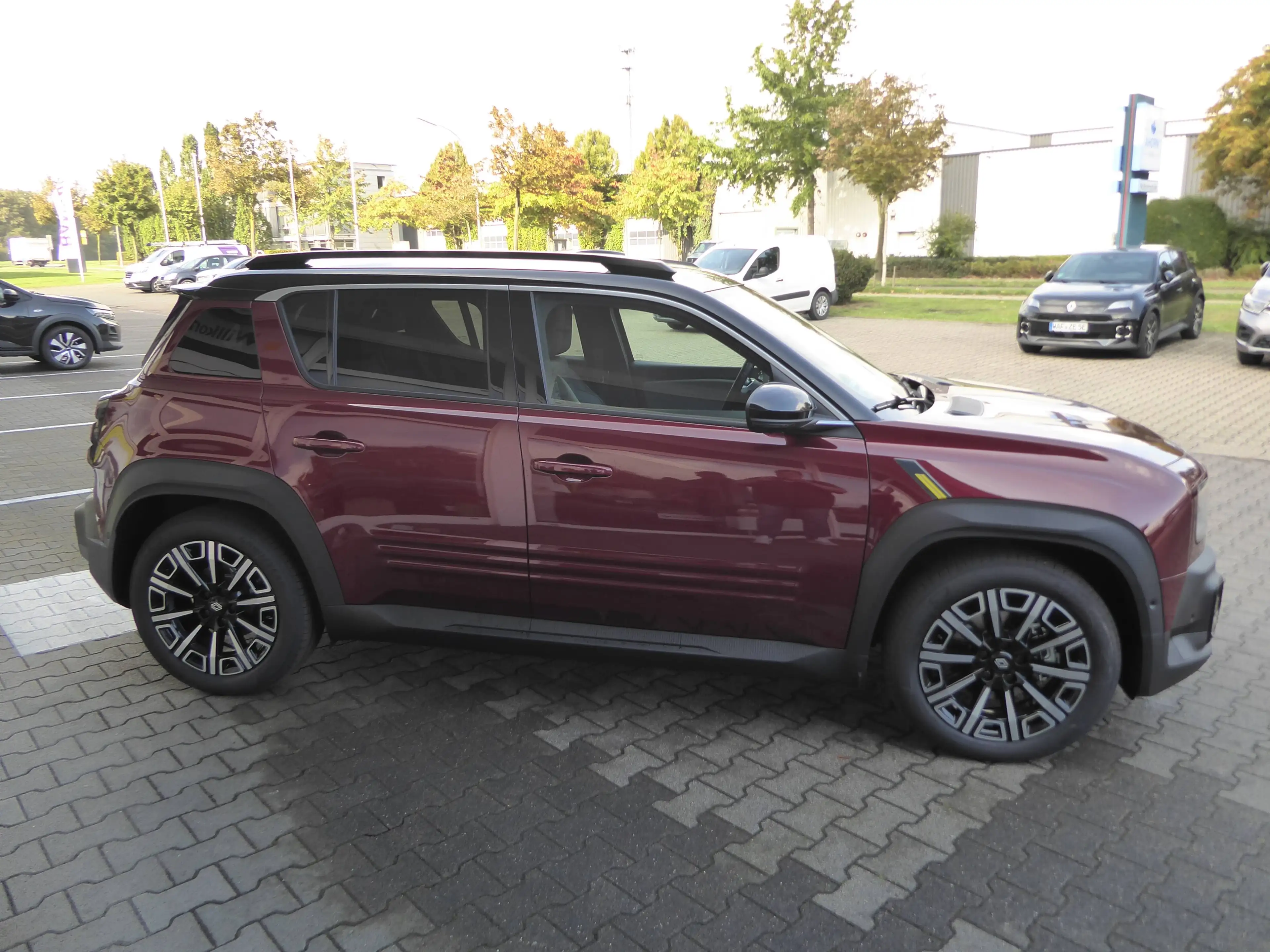 Renault R 4 R 4 E-Tech Iconic 150 Comfort Range — photo 6