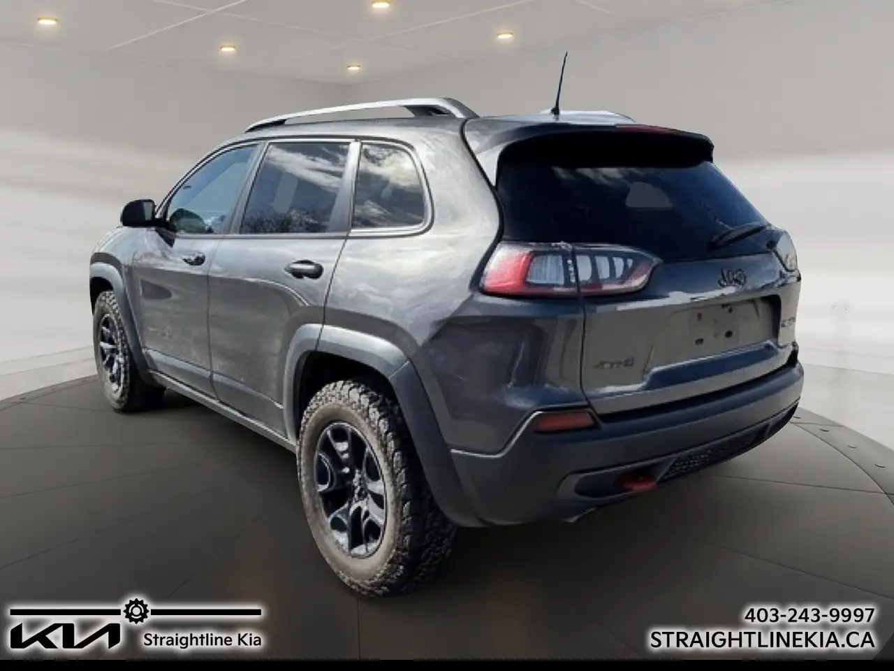 Jeep Cherokee снимка Jeep Cherokee