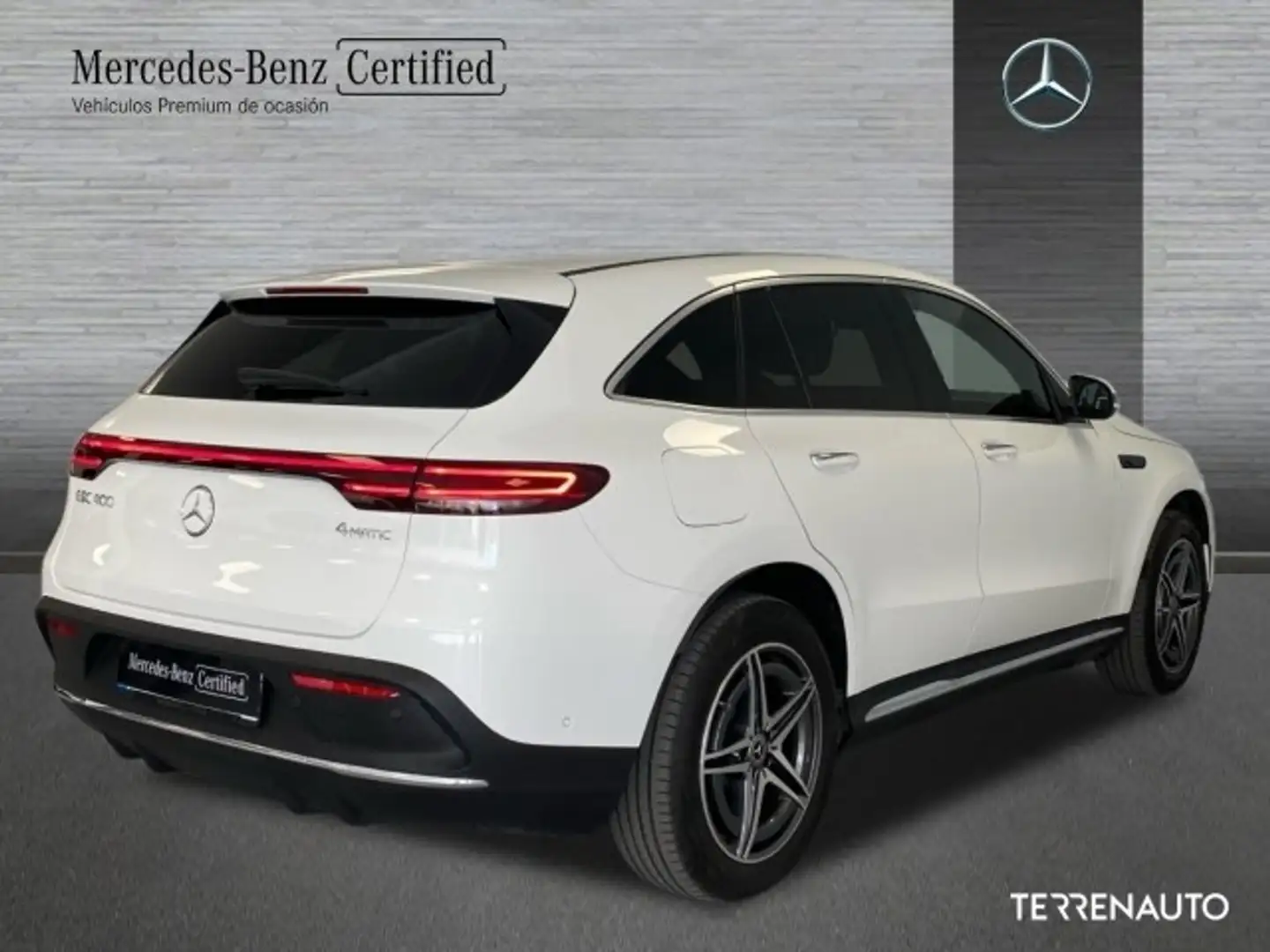 Mercedes-Benz EQC 400 4MATIC - 2