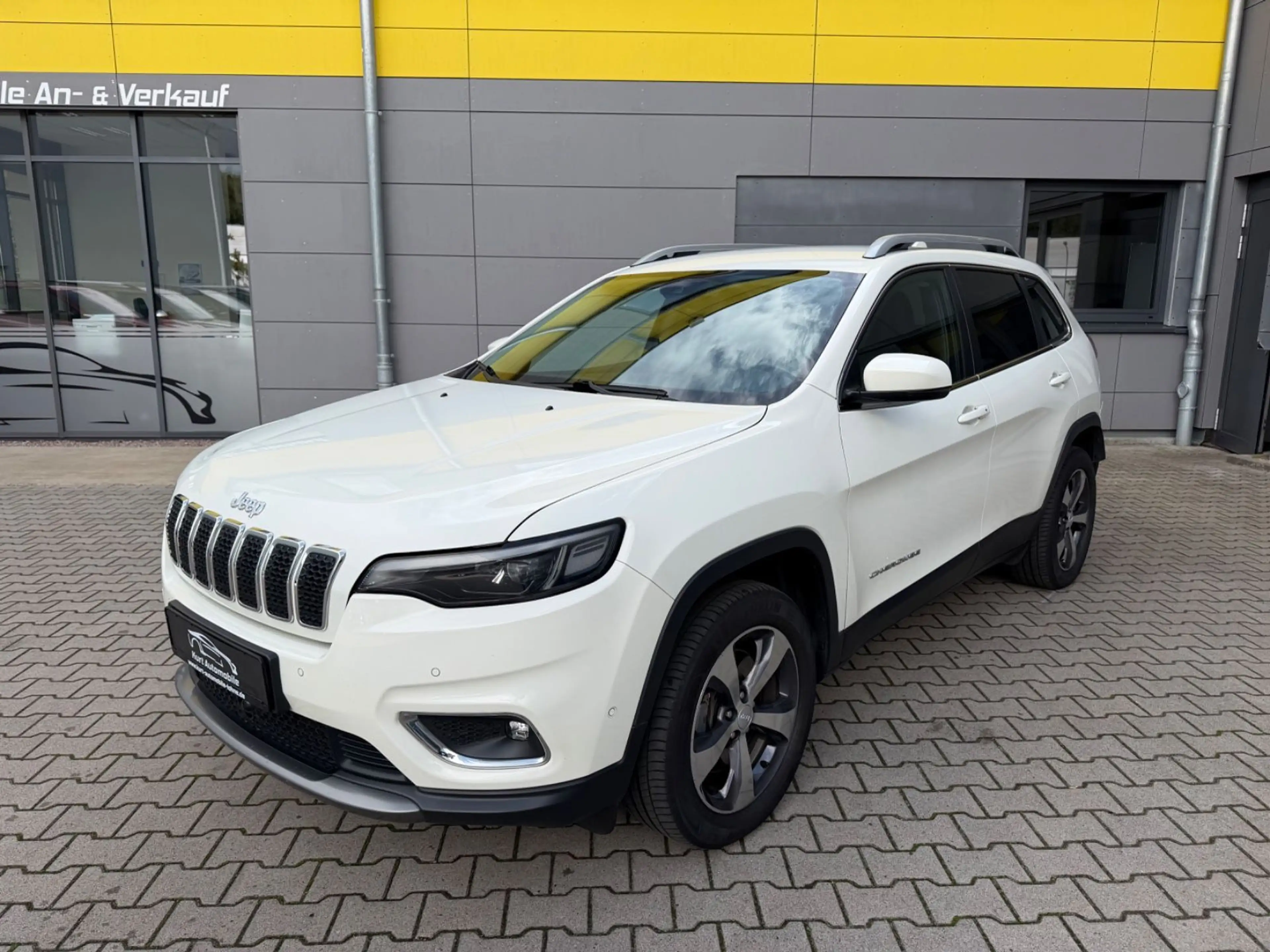 Jeep Cherokee Limited 4WD/AHK/LEDER/AUTOM*/NAVI/ — photo 2