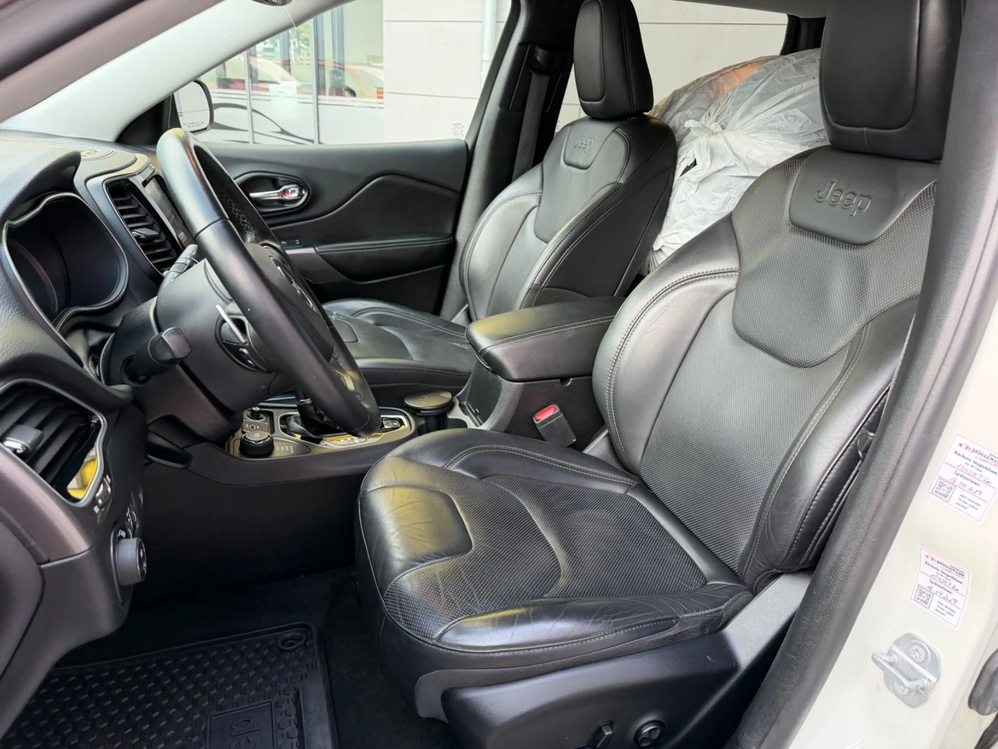 Jeep Cherokee Limited 4WD/AHK/LEDER/AUTOM*/NAVI/ — photo 13