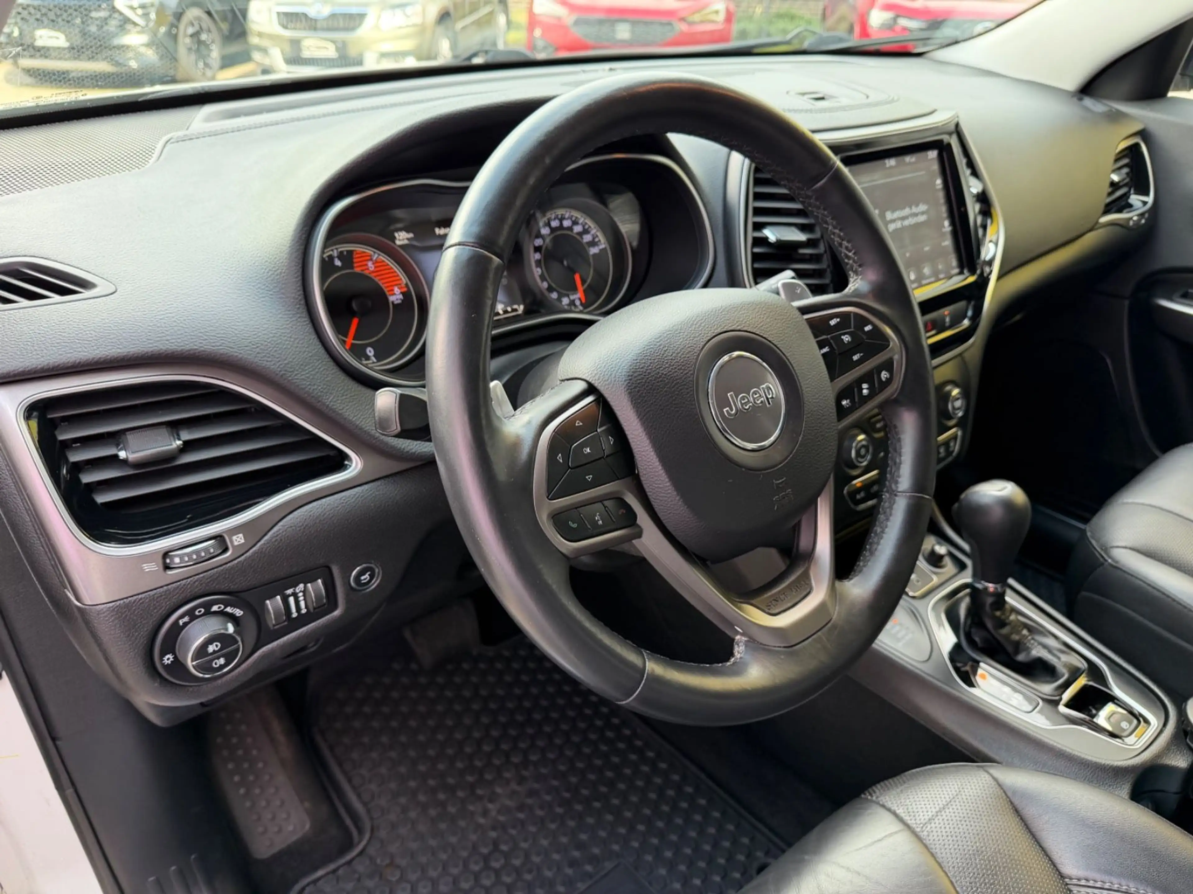 Jeep Cherokee Limited 4WD/AHK/LEDER/AUTOM*/NAVI/ — photo 14