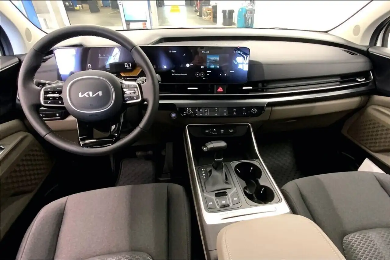 Kia Carnival fotografie Kia Carnival