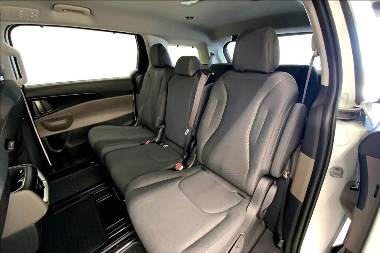 Kia Carnival fotografie Kia Carnival