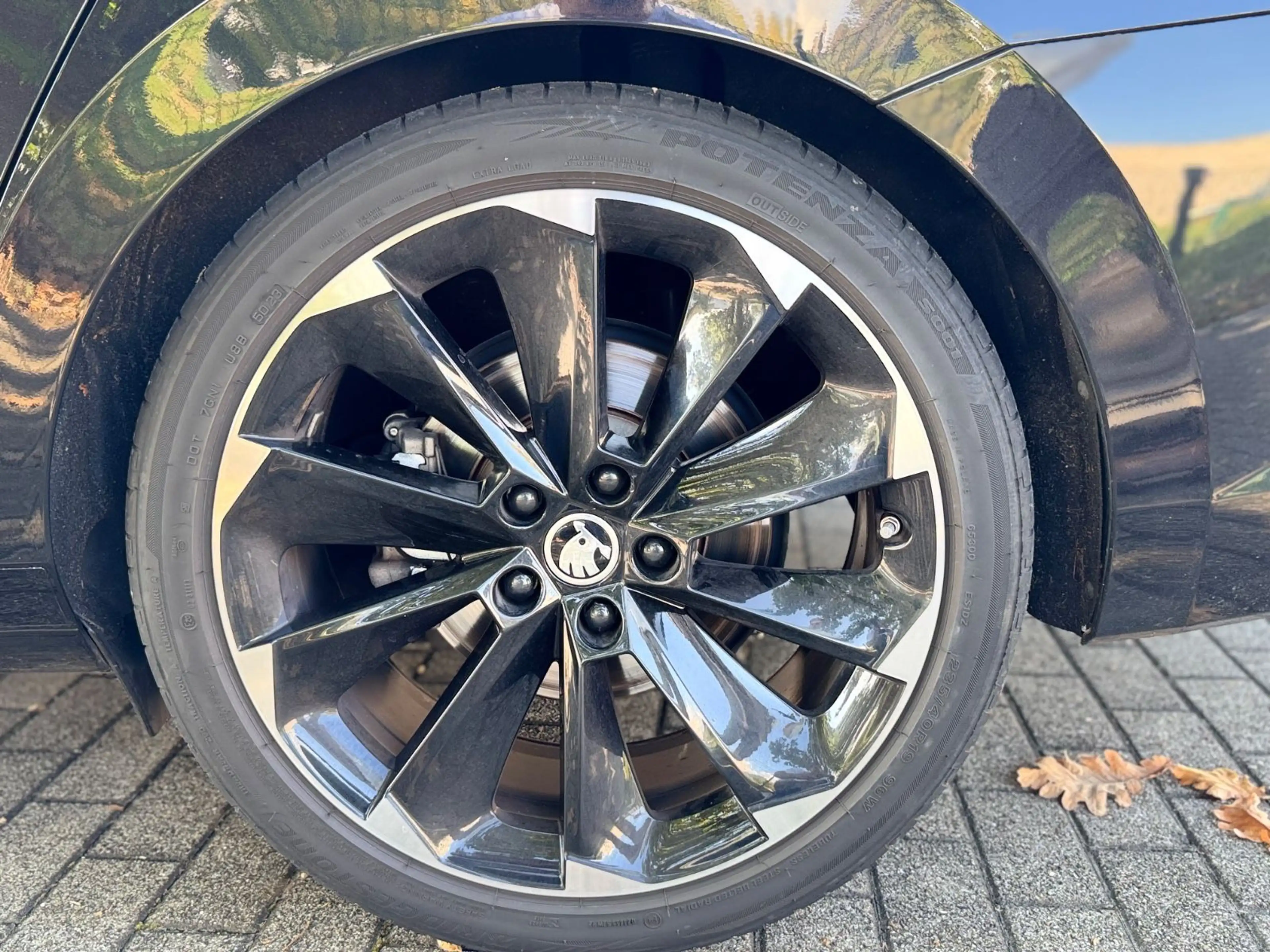 Skoda Superb Combi Sportline — photo 9