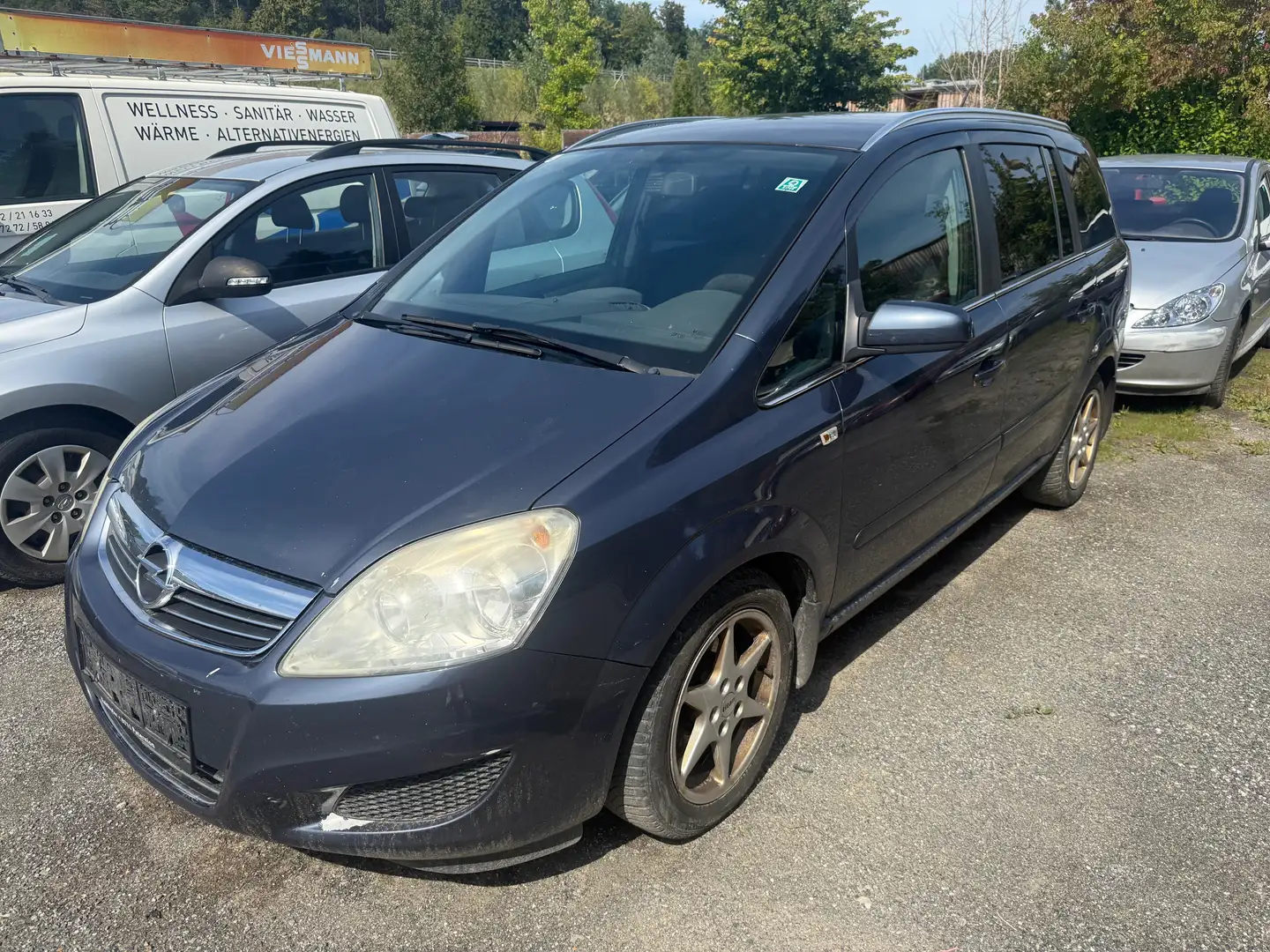 Opel Zafira Zafira 1,9 CDTI Cosmo 7 sitzer Euro 4 - 1
