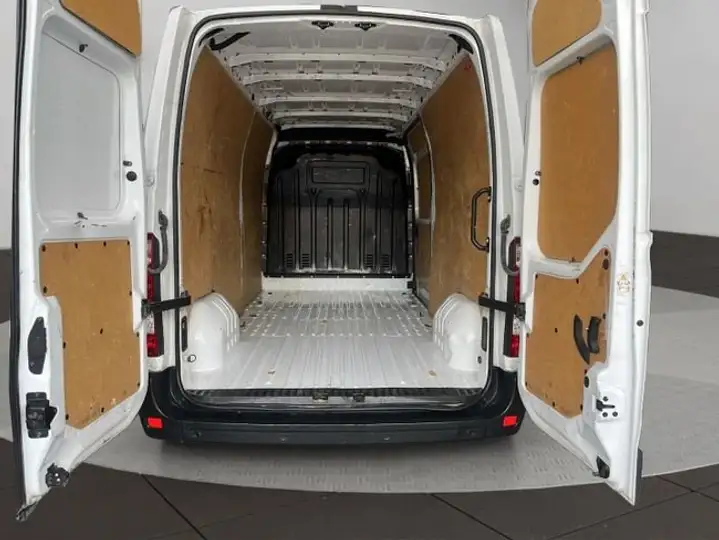 Renault Master 2023, foto 17
