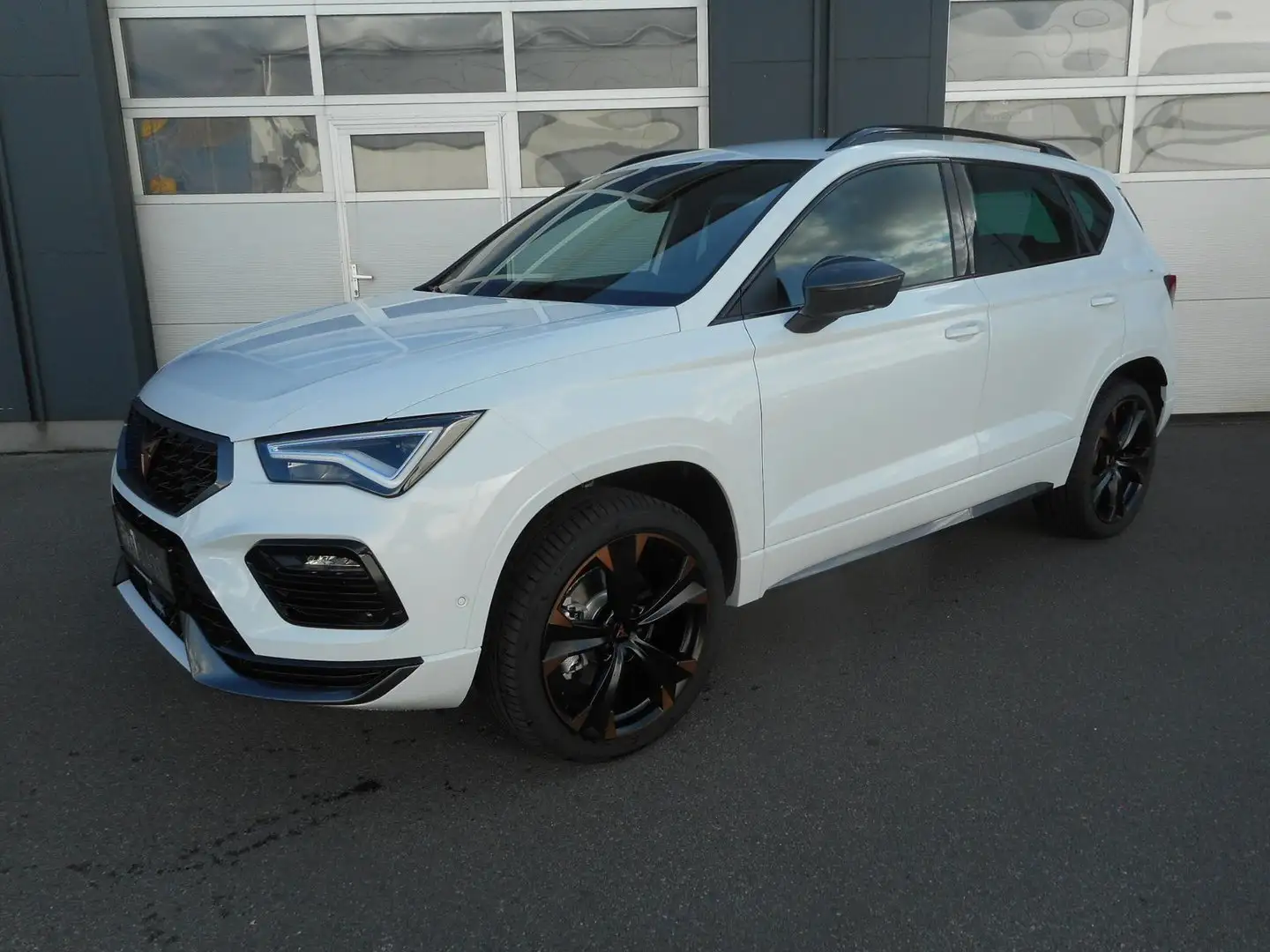CUPRA Ateca 2.0 TSI DSG 4Drive 190 Blanc - 2